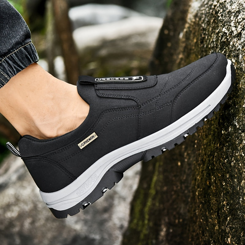 Baskets basses décontractées pour homme à motif lettres, chaussures de sport à enfiler avec semelle intérieure rembourrée – Bout rond confortable pour la salle de sport, le bureau et le quotidien, tailles US 6–11
